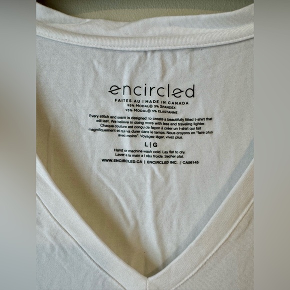 Encircled Pure White Short Sleeve V-Neck Shirt - Picture 2 of 3